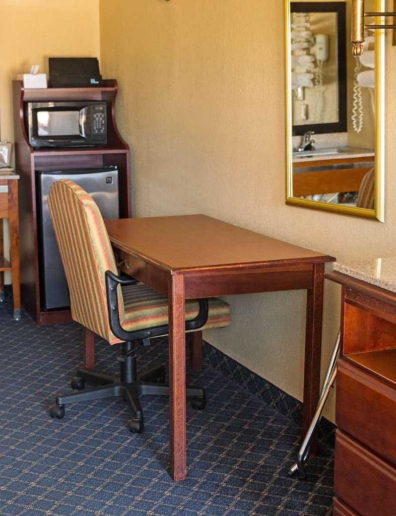 Americas Best Value Inn - Monroeville Zimmer foto