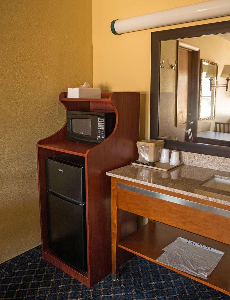 Americas Best Value Inn - Monroeville Zimmer foto